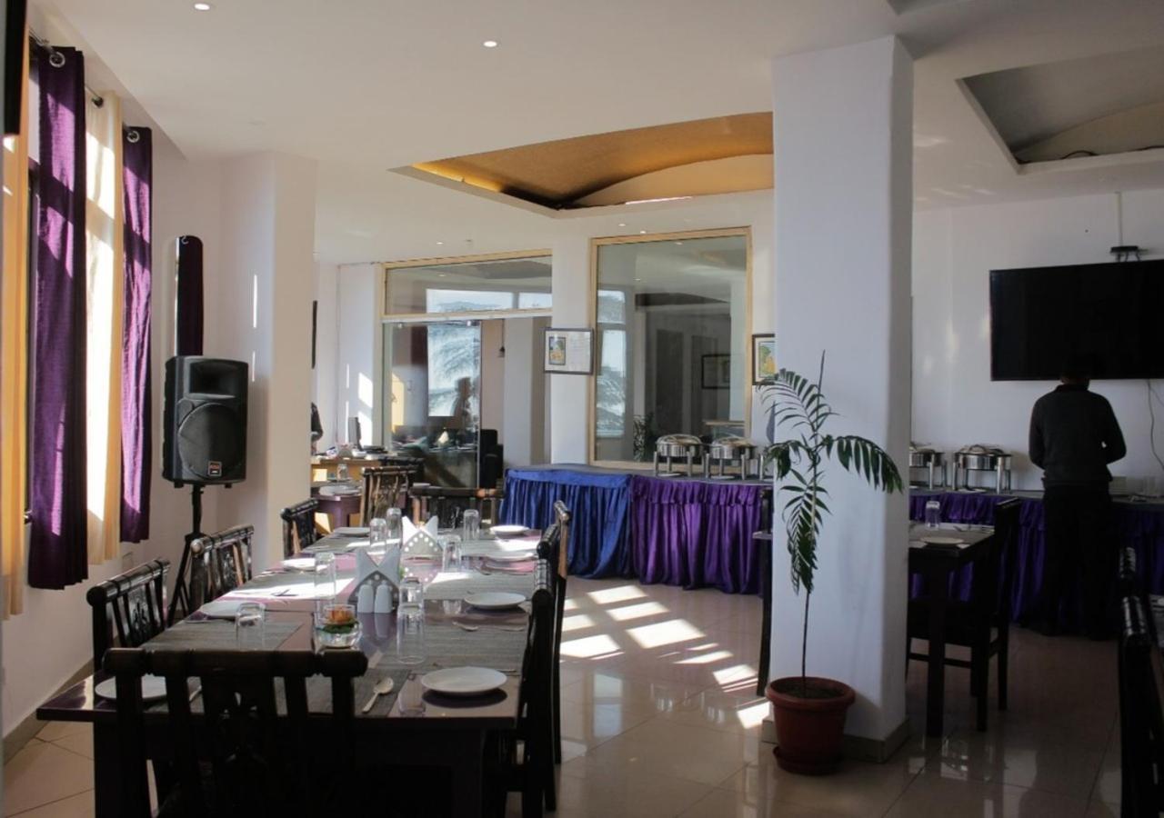 M Hotel And Restaurant МакЛеод Ганж Екстериор снимка