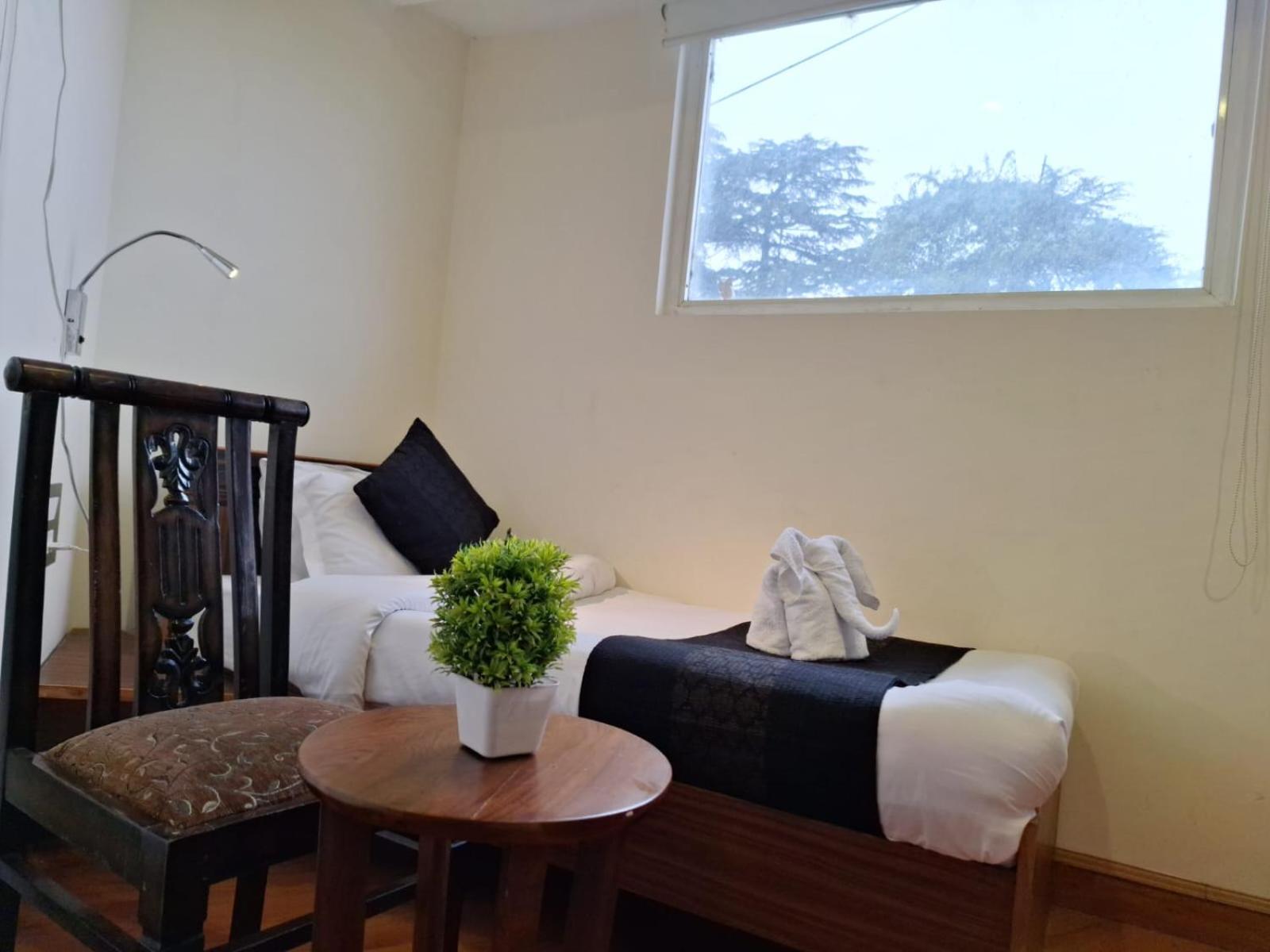 M Hotel And Restaurant МакЛеод Ганж Екстериор снимка